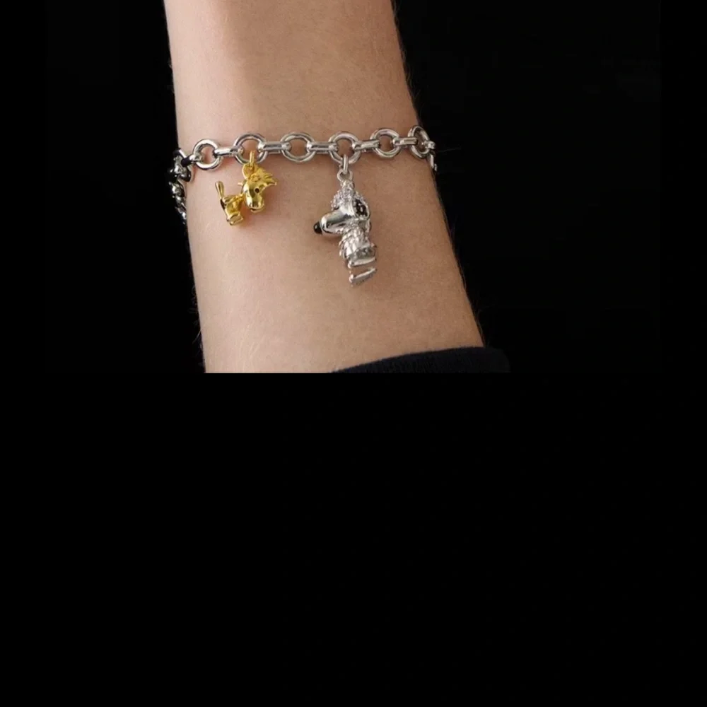 $139 Kate Spade Snoopy Peanuts Snoopy Bracelet